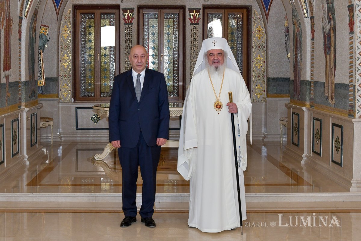 Vizită la Patriarhia Română a ambasadorului Republicii Georgia la Bucureşti 230639