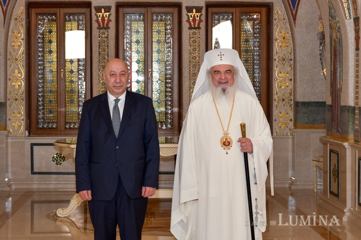 Vizită la Patriarhia Română a ambasadorului Republicii Georgia la Bucureşti 230640