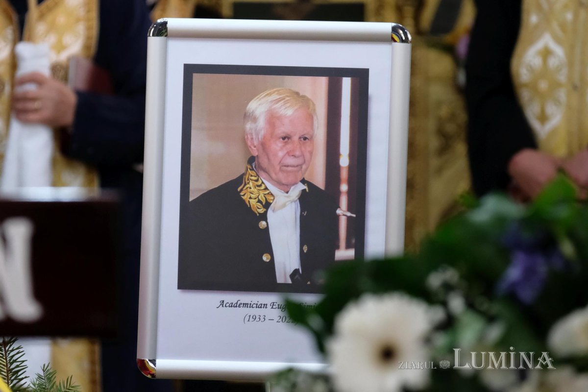 Un protector al operei lui Eminescu și un promotor al literaturii române - academicianul Eugen Simion (1933-2022) 230736