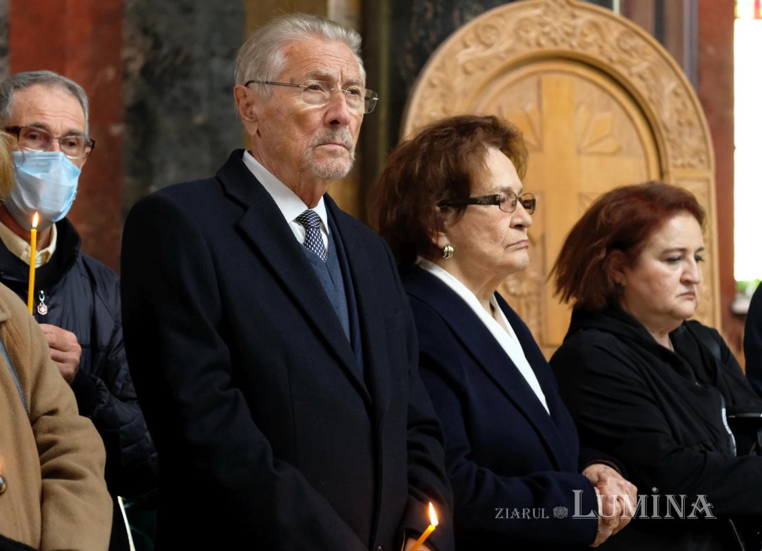 Un protector al operei lui Eminescu și un promotor al literaturii române - academicianul Eugen Simion (1933-2022) 230741
