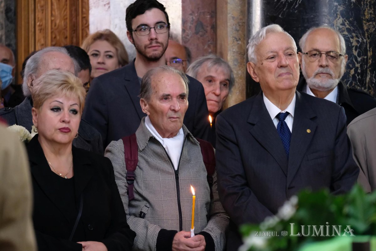 Un protector al operei lui Eminescu și un promotor al literaturii române - academicianul Eugen Simion (1933-2022) 230748