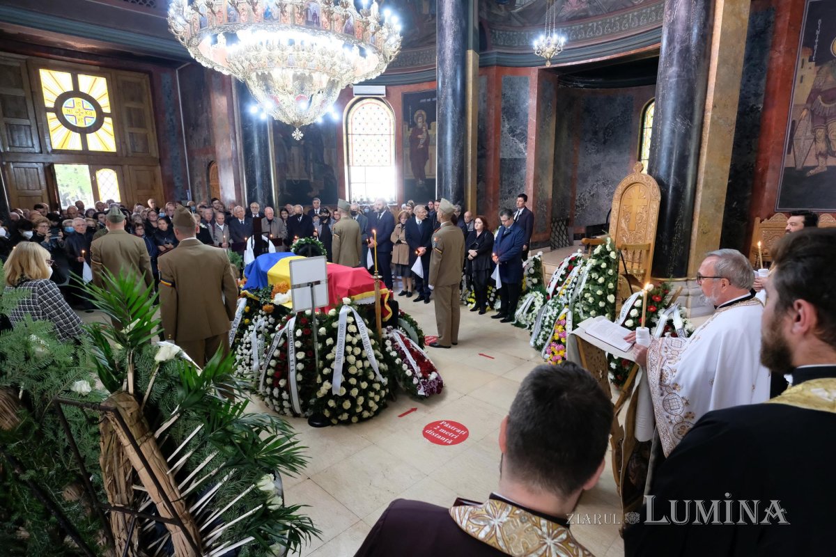 Un protector al operei lui Eminescu și un promotor al literaturii române - academicianul Eugen Simion (1933-2022) 230752