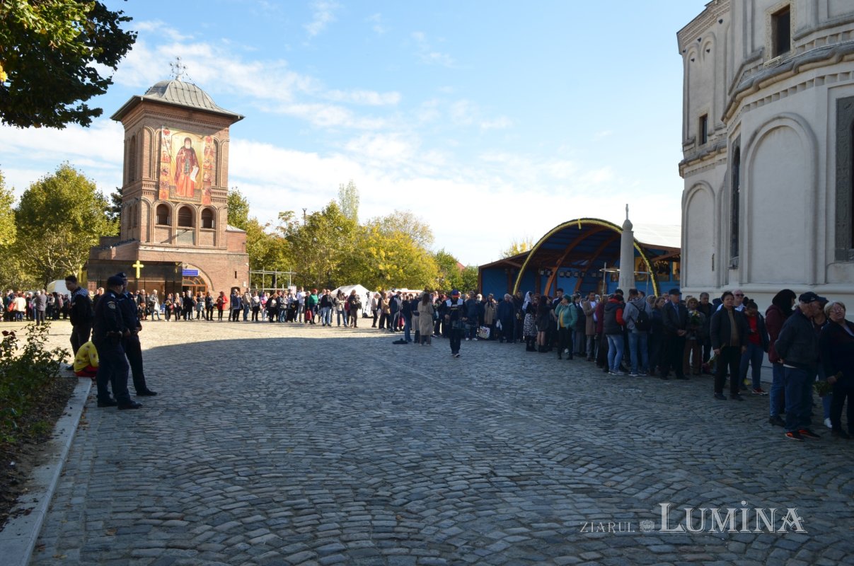 Primii închinători la Sfântul Cuvios Dimitrie cel Nou, Ocrotitorul Bucureștilor 230828