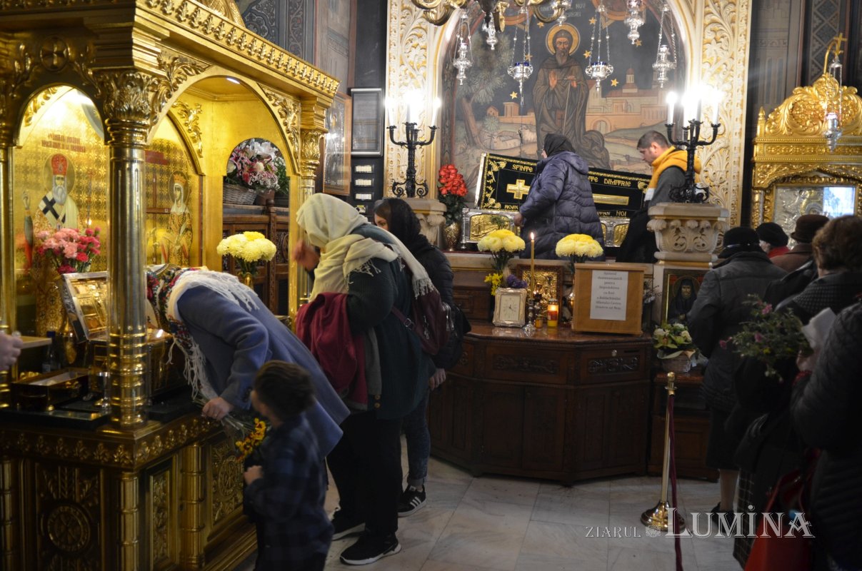 Primii închinători la Sfântul Cuvios Dimitrie cel Nou, Ocrotitorul Bucureștilor 230830