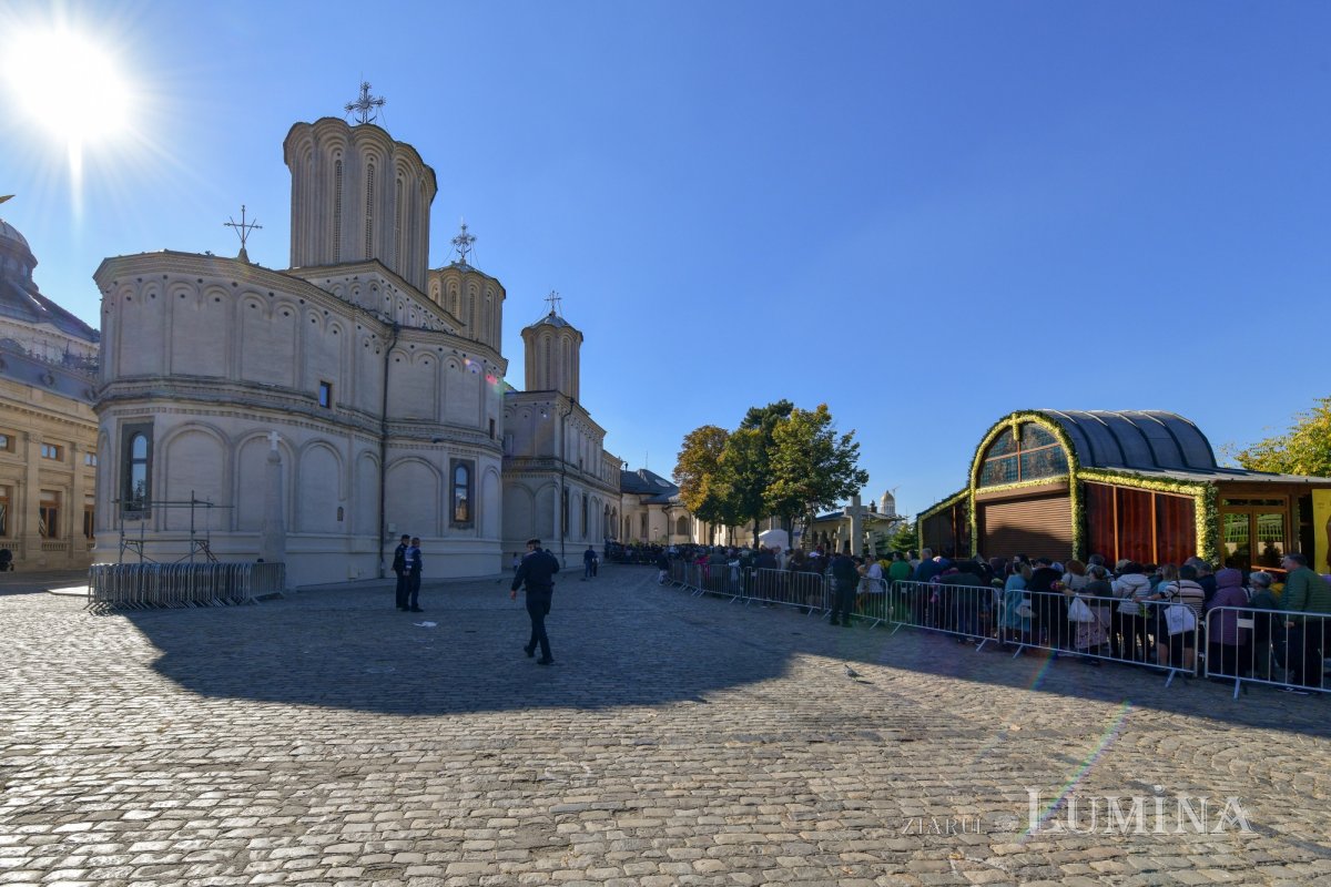 Primii închinători la Sfântul Cuvios Dimitrie cel Nou, Ocrotitorul Bucureștilor 230842