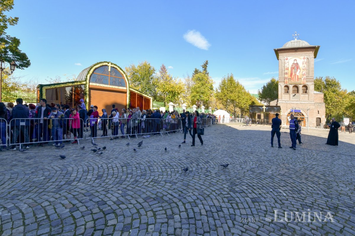 Primii închinători la Sfântul Cuvios Dimitrie cel Nou, Ocrotitorul Bucureștilor 230851