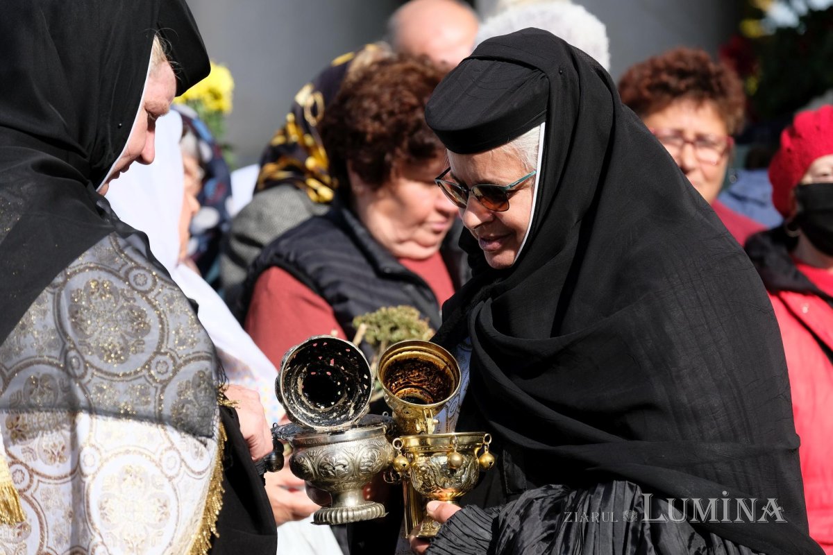 Procesiunea „Calea Sfinților”, bucurie a reîntâlnirii pelerinilor 231040