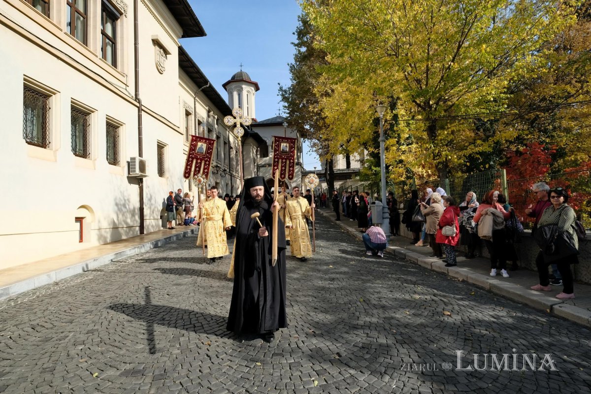 Procesiunea „Calea Sfinților”, bucurie a reîntâlnirii pelerinilor 231044