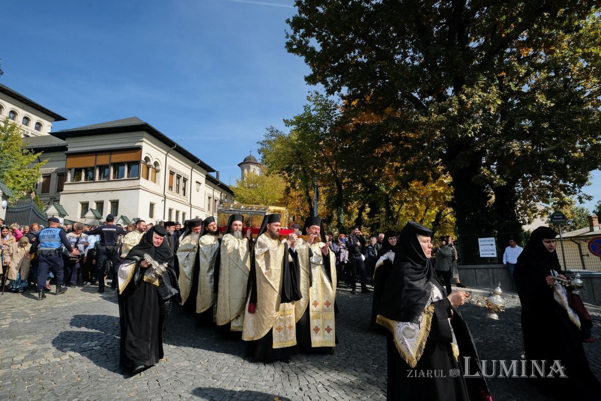 Procesiunea „Calea Sfinților”, bucurie a reîntâlnirii pelerinilor 231050