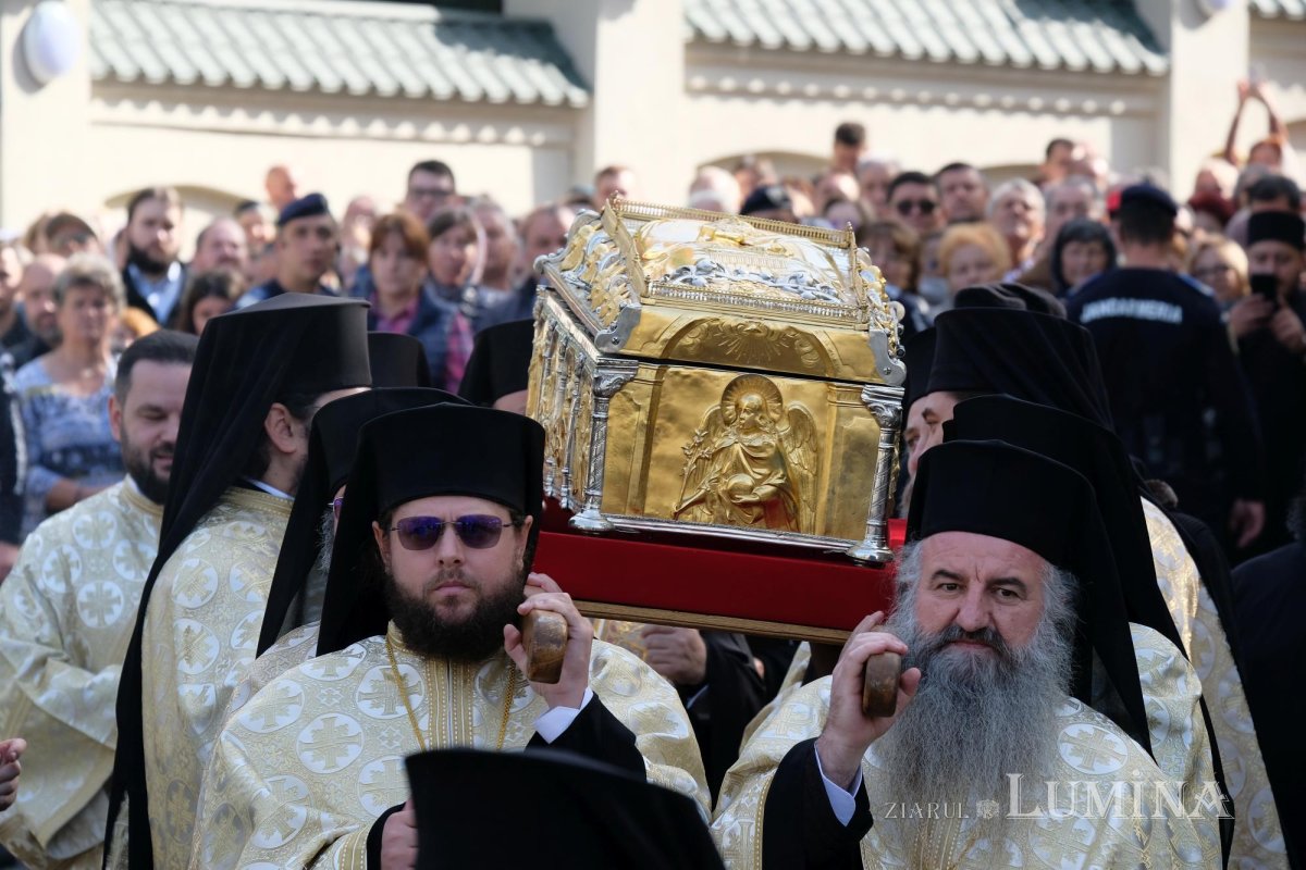 Procesiunea „Calea Sfinților”, bucurie a reîntâlnirii pelerinilor 231056