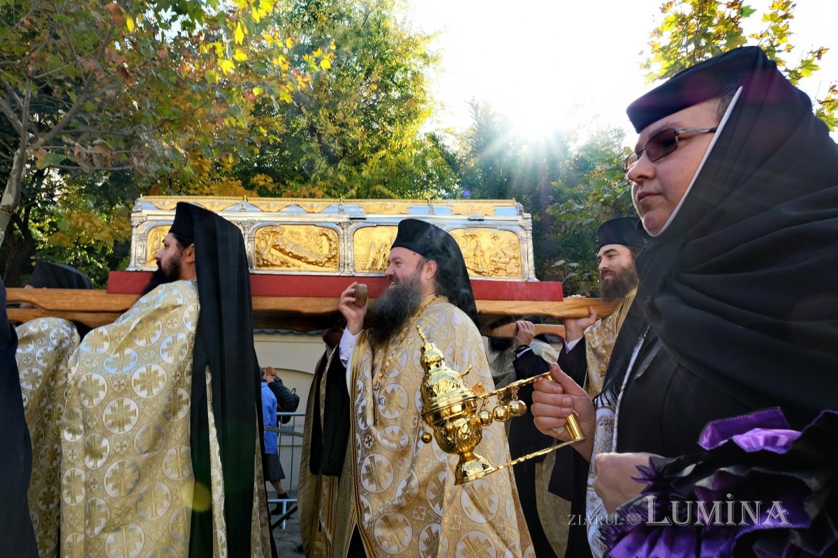Procesiunea „Calea Sfinților”, bucurie a reîntâlnirii pelerinilor 231058