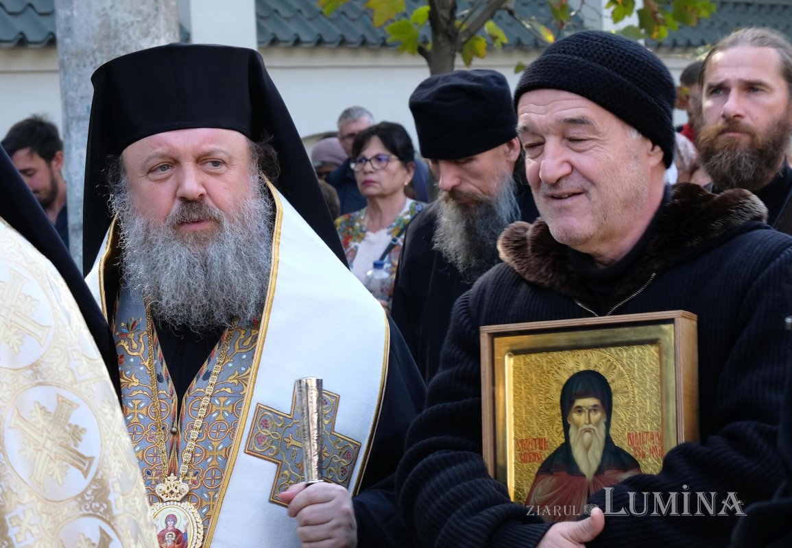 Procesiunea „Calea Sfinților”, bucurie a reîntâlnirii pelerinilor 231061