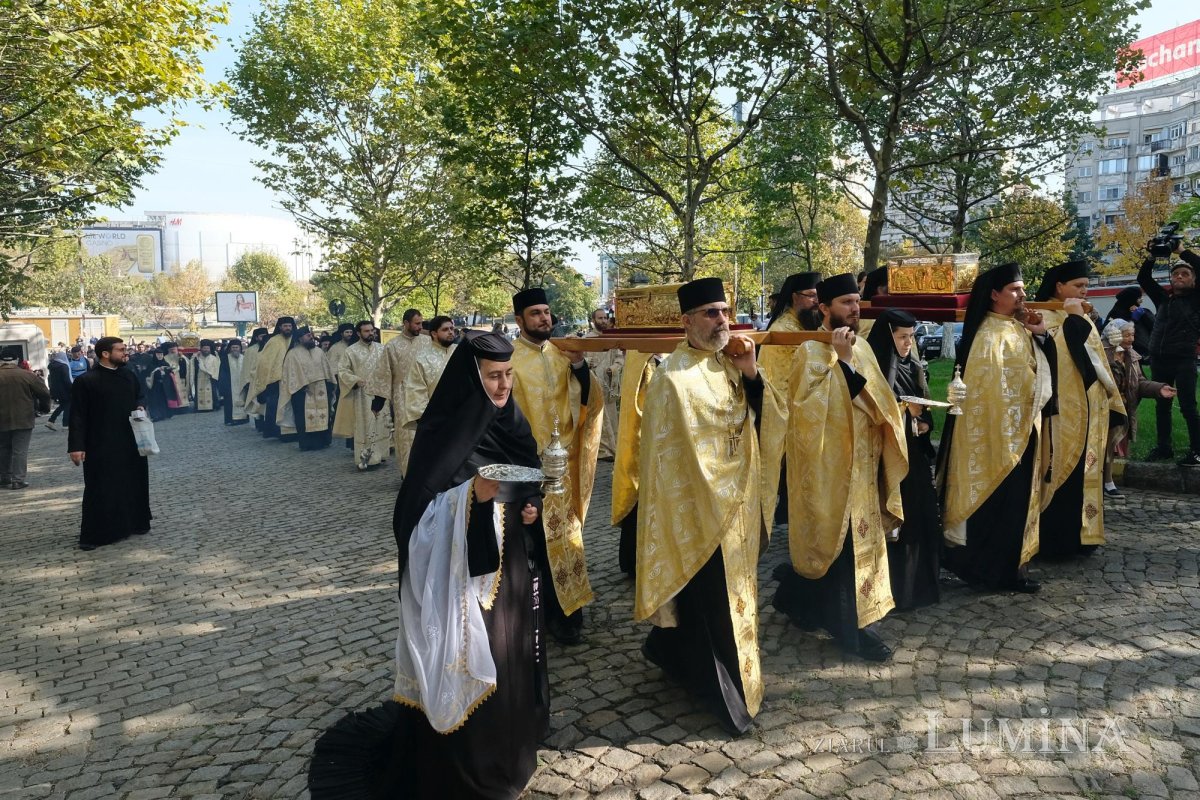 Procesiunea „Calea Sfinților”, bucurie a reîntâlnirii pelerinilor 231068