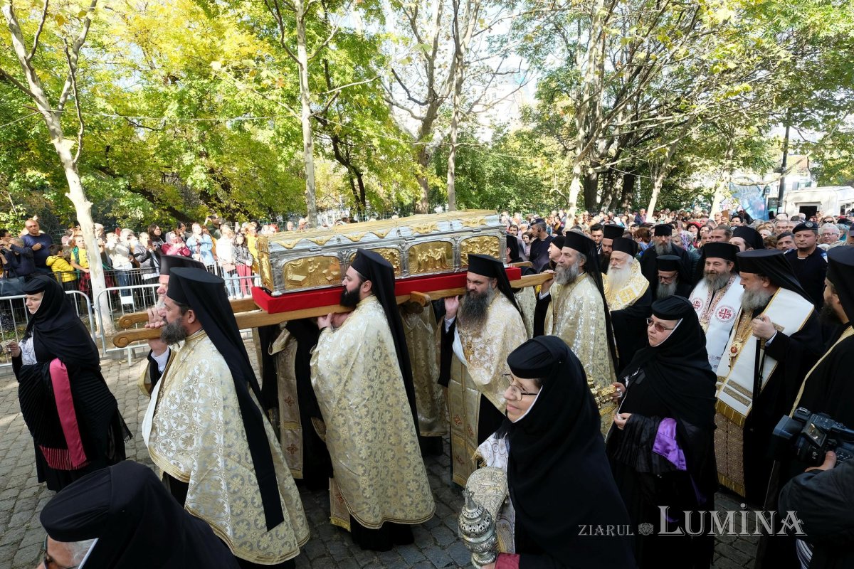 Procesiunea „Calea Sfinților”, bucurie a reîntâlnirii pelerinilor 231071