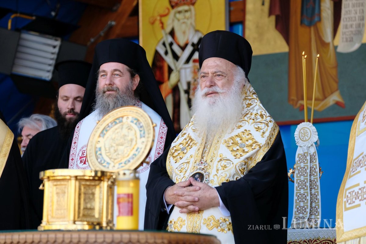Procesiunea „Calea Sfinților”, bucurie a reîntâlnirii pelerinilor 231081