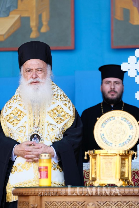 Procesiunea „Calea Sfinților”, bucurie a reîntâlnirii pelerinilor 231085