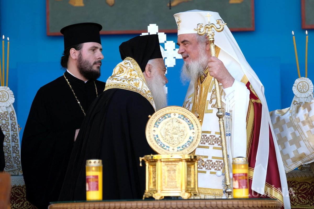 Procesiunea „Calea Sfinților”, bucurie a reîntâlnirii pelerinilor 231097