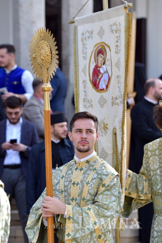 Procesiunea „Calea Sfinților”, bucurie a reîntâlnirii pelerinilor 231109