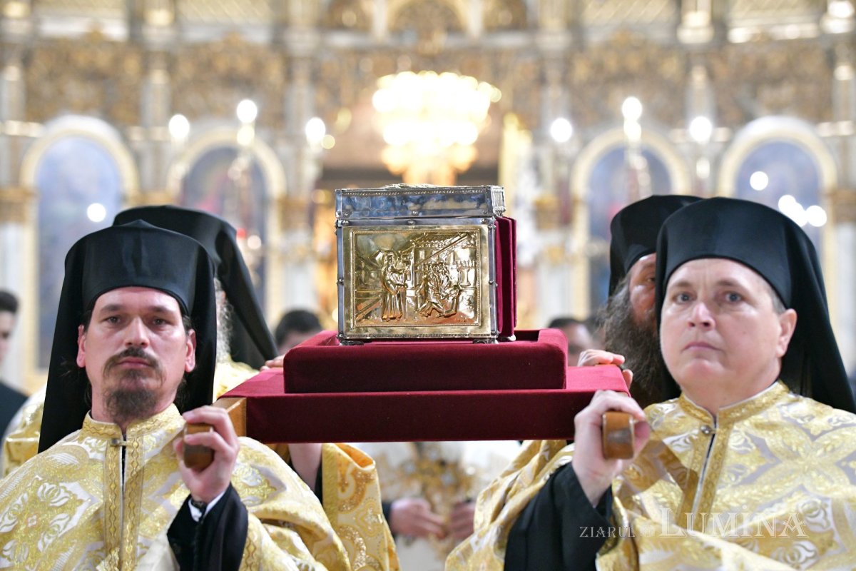 Procesiunea „Calea Sfinților”, bucurie a reîntâlnirii pelerinilor 231113