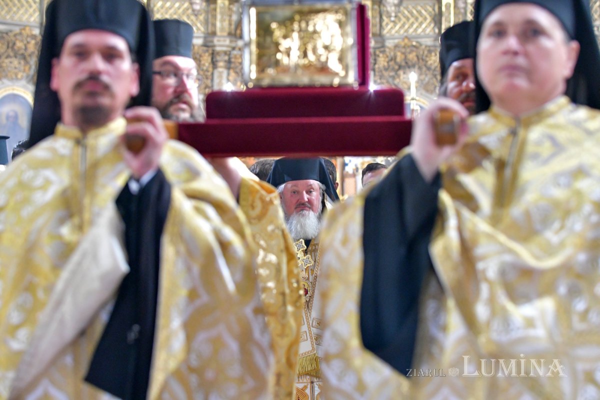 Procesiunea „Calea Sfinților”, bucurie a reîntâlnirii pelerinilor 231114