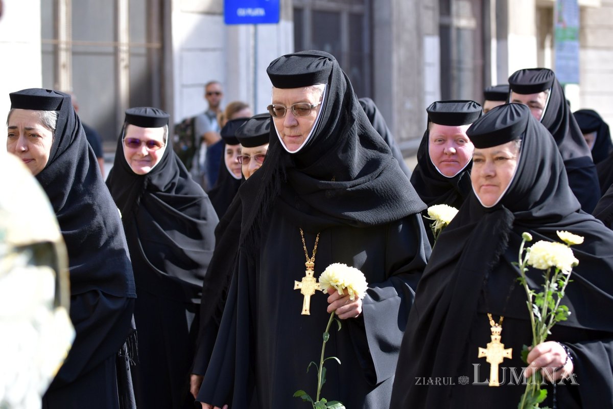 Procesiunea „Calea Sfinților”, bucurie a reîntâlnirii pelerinilor 231118