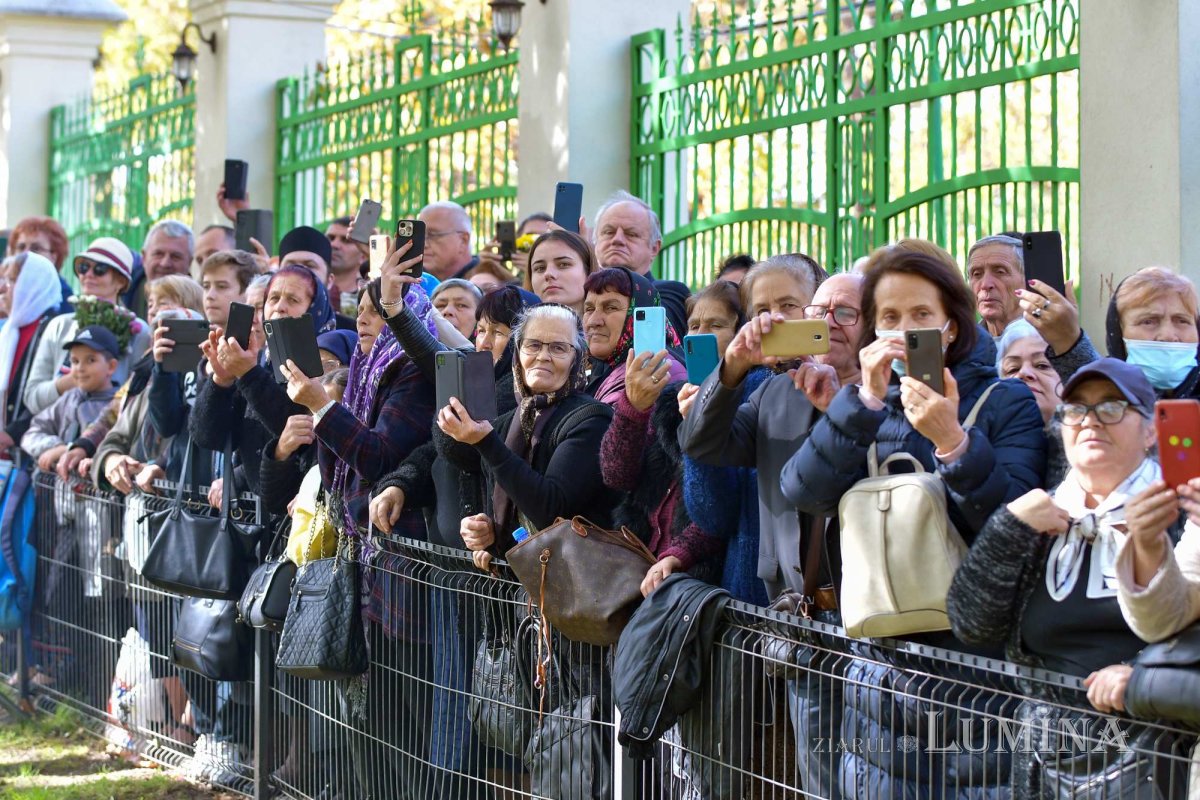 Procesiunea „Calea Sfinților”, bucurie a reîntâlnirii pelerinilor 231124