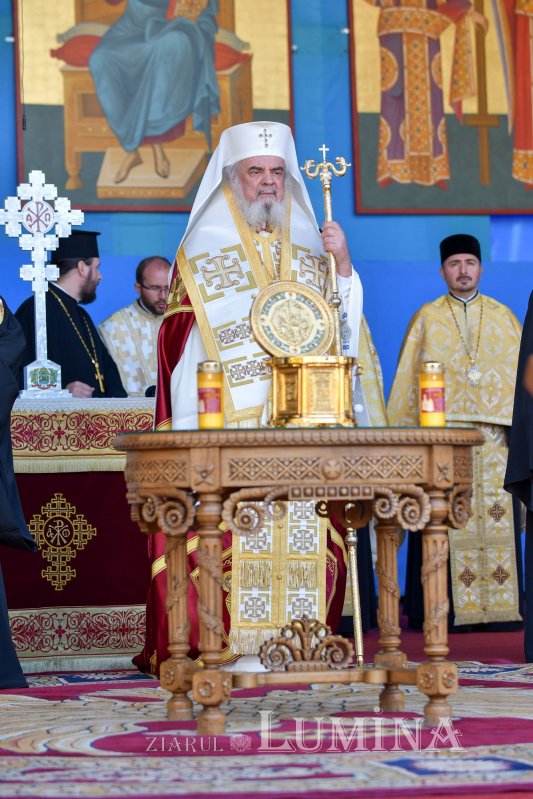 Procesiunea „Calea Sfinților”, bucurie a reîntâlnirii pelerinilor 231126