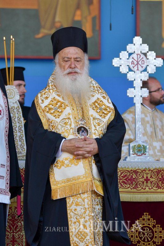 Procesiunea „Calea Sfinților”, bucurie a reîntâlnirii pelerinilor 231127