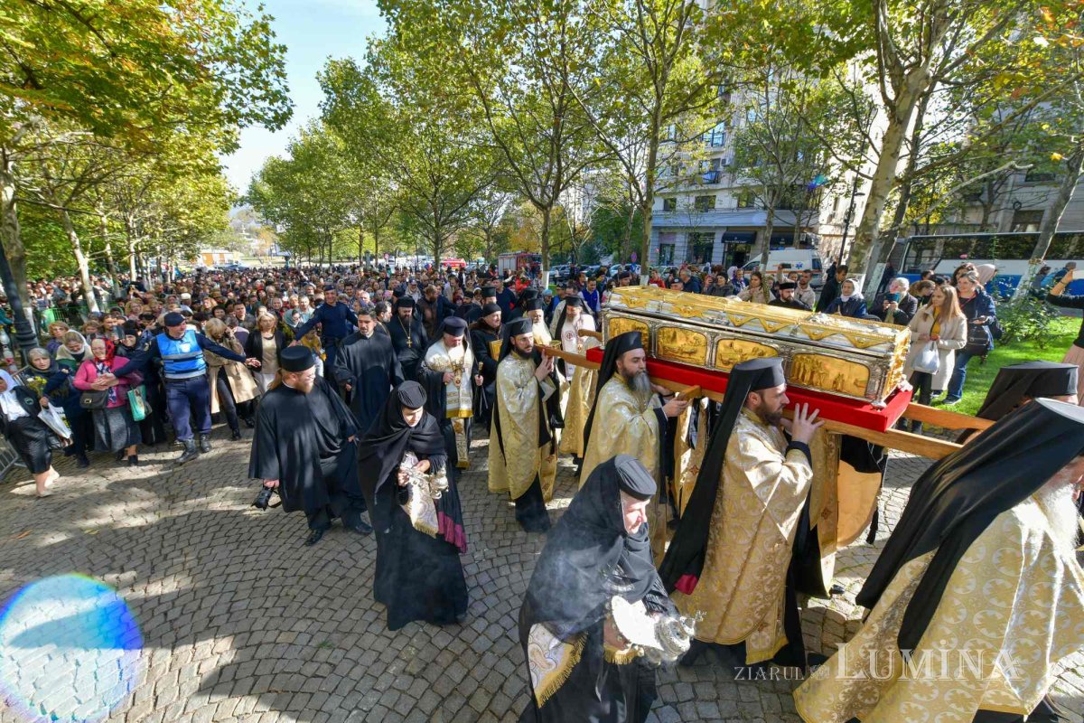 Procesiunea „Calea Sfinților”, bucurie a reîntâlnirii pelerinilor 231145