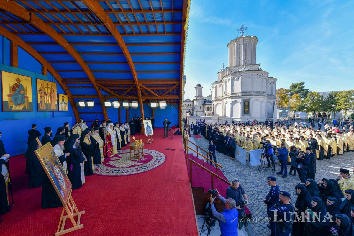 Procesiunea „Calea Sfinților”, bucurie a reîntâlnirii pelerinilor 231162