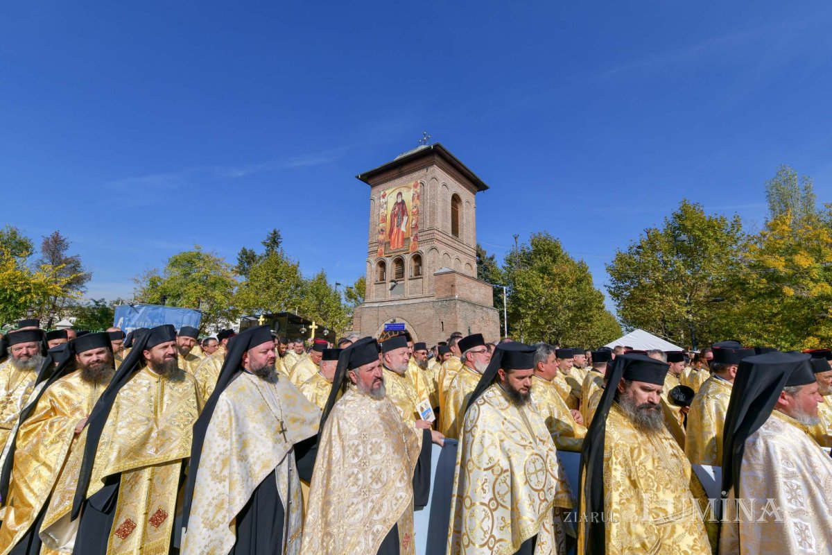 Procesiunea „Calea Sfinților”, bucurie a reîntâlnirii pelerinilor 231165