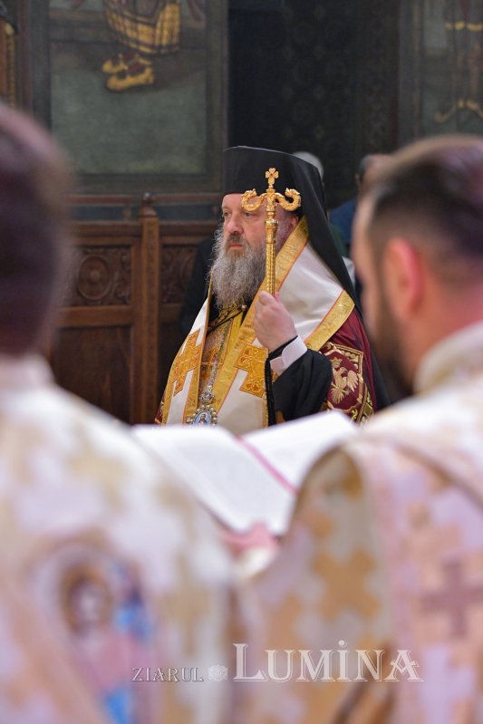 Slujba Privegherii pentru Sfântul Grigorie Palama la Catedrala Patriarhală 231204