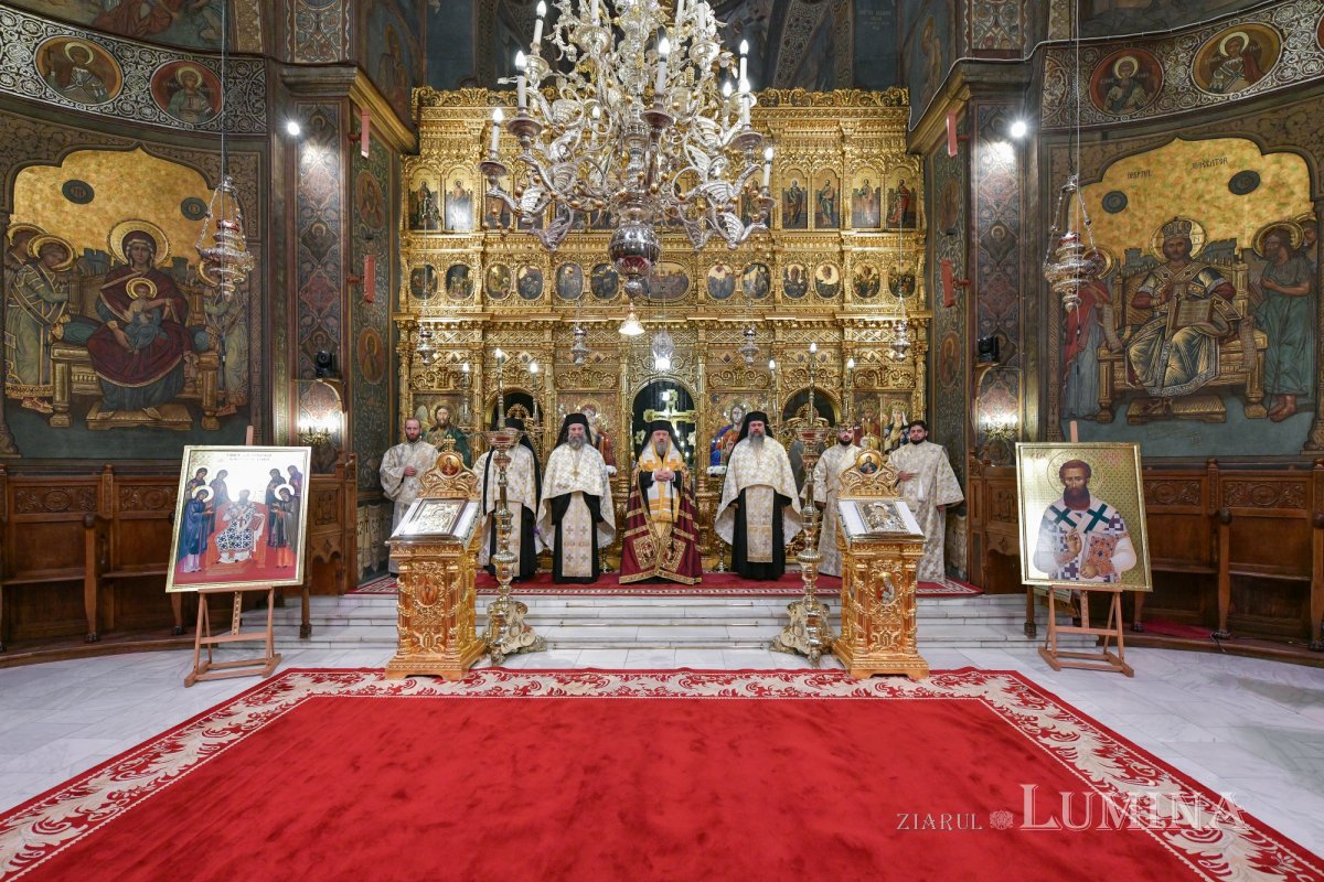 Slujba Privegherii pentru Sfântul Grigorie Palama la Catedrala Patriarhală 231213