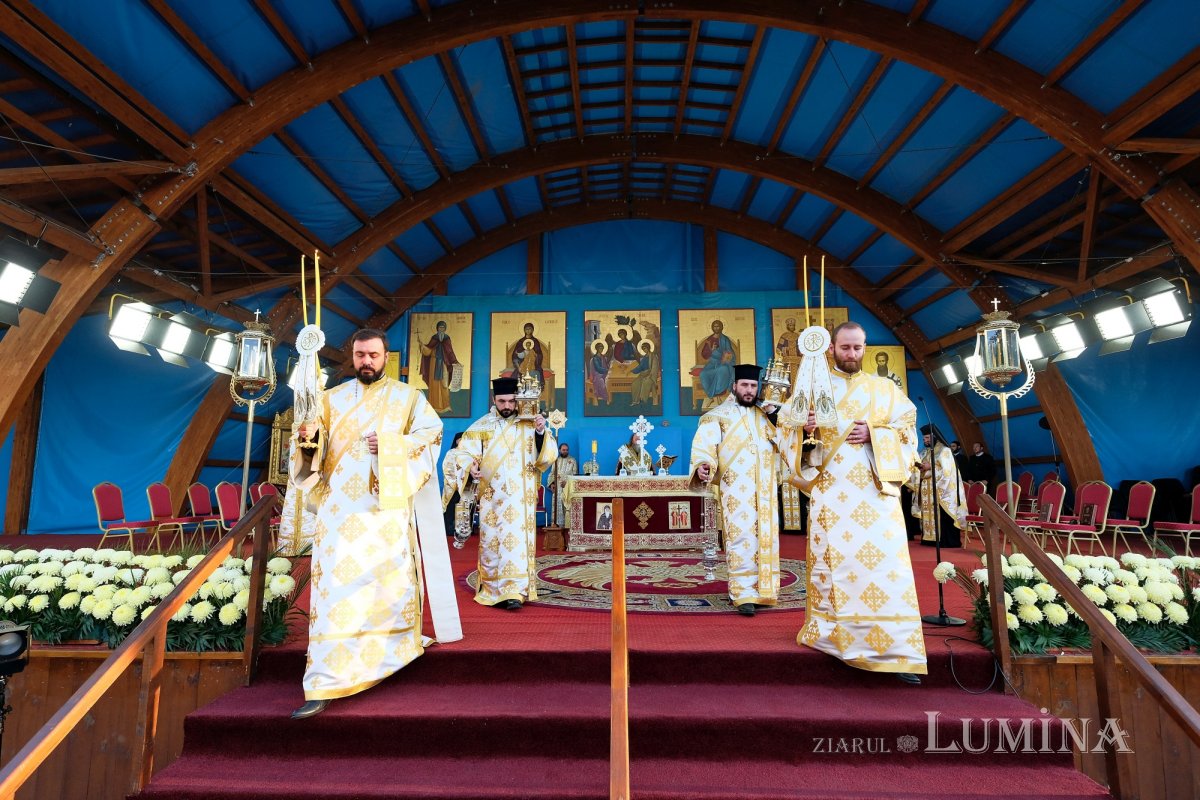 Începutul sărbătorii Sfântului Cuvios Dimitrie cel Nou pe Colina Bucuriei 231756
