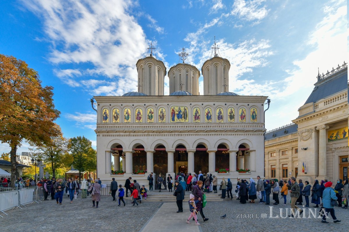 „Minunile și recunoașterea sa se răspândesc până în zilele noastre” 231595