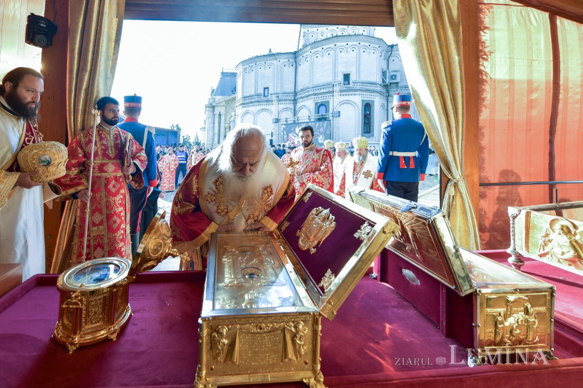 „Minunile și recunoașterea sa se răspândesc până în zilele noastre” 231603