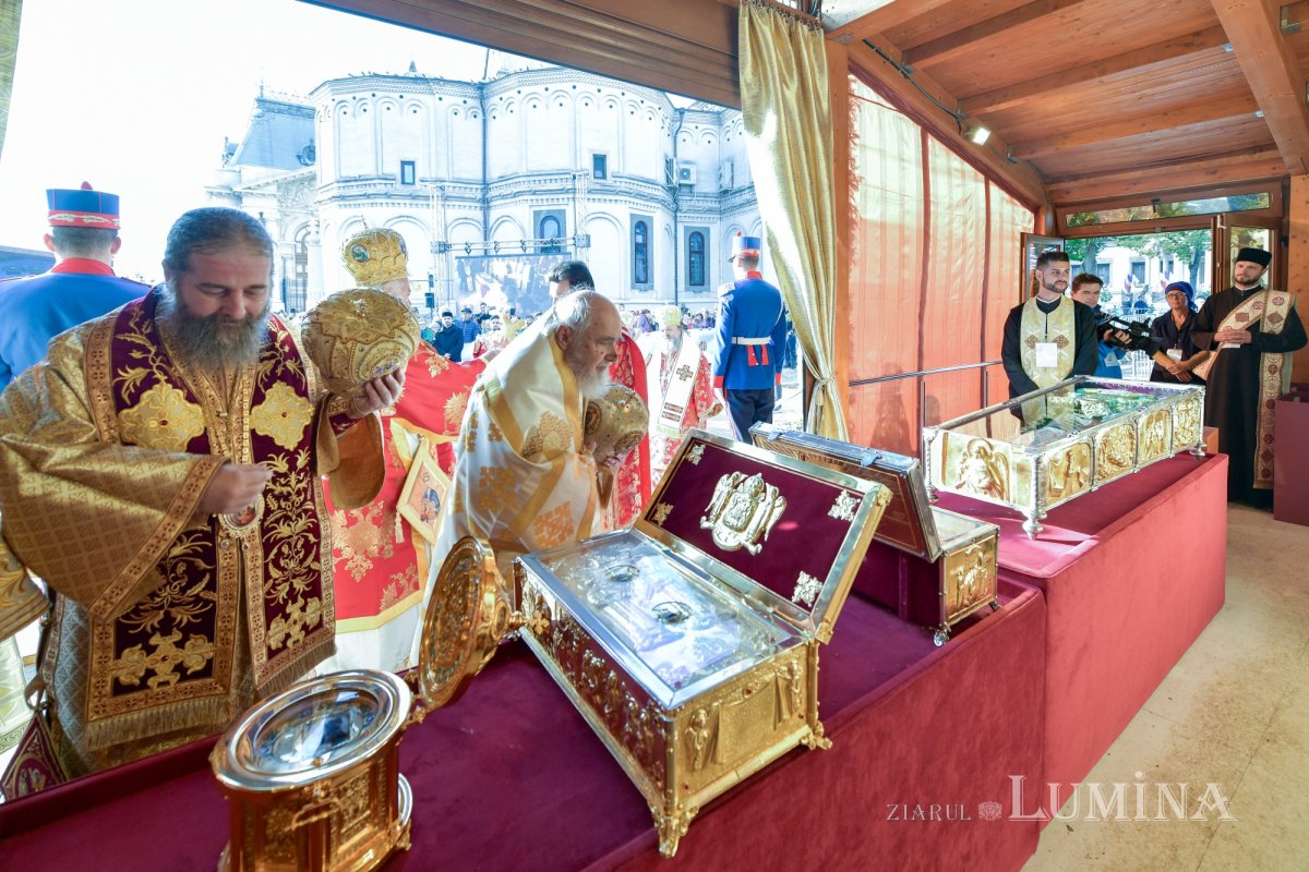 „Minunile și recunoașterea sa se răspândesc până în zilele noastre” 231604