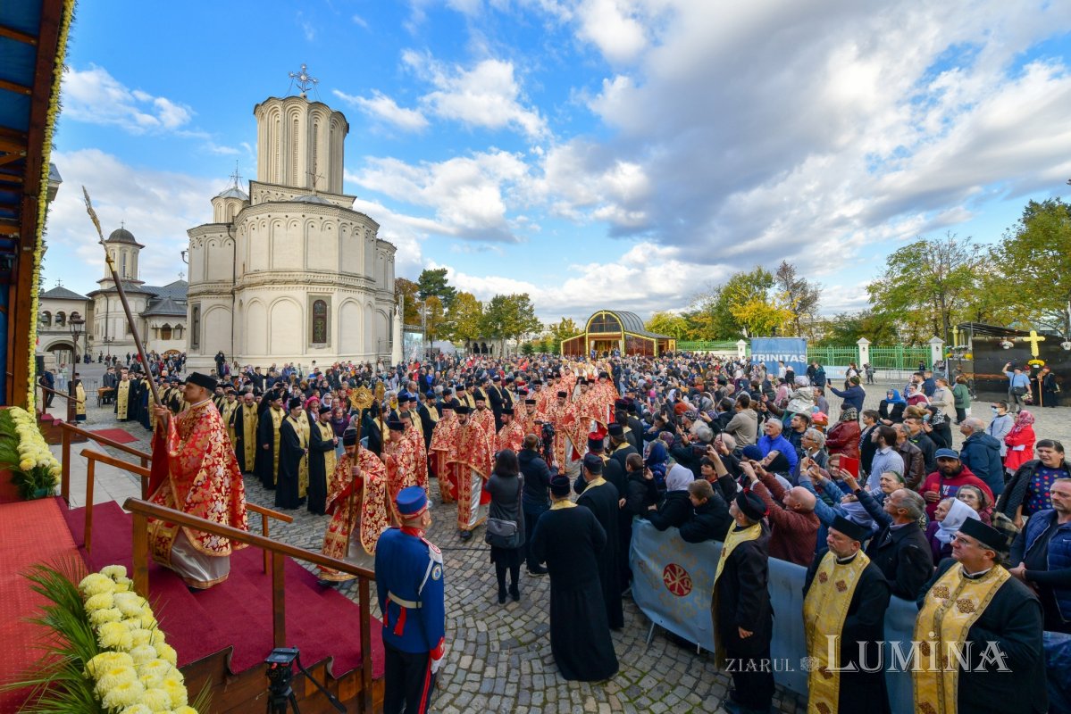 „Minunile și recunoașterea sa se răspândesc până în zilele noastre” 231610