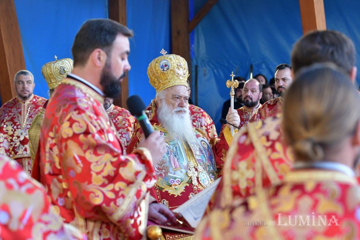 „Minunile și recunoașterea sa se răspândesc până în zilele noastre” 231634