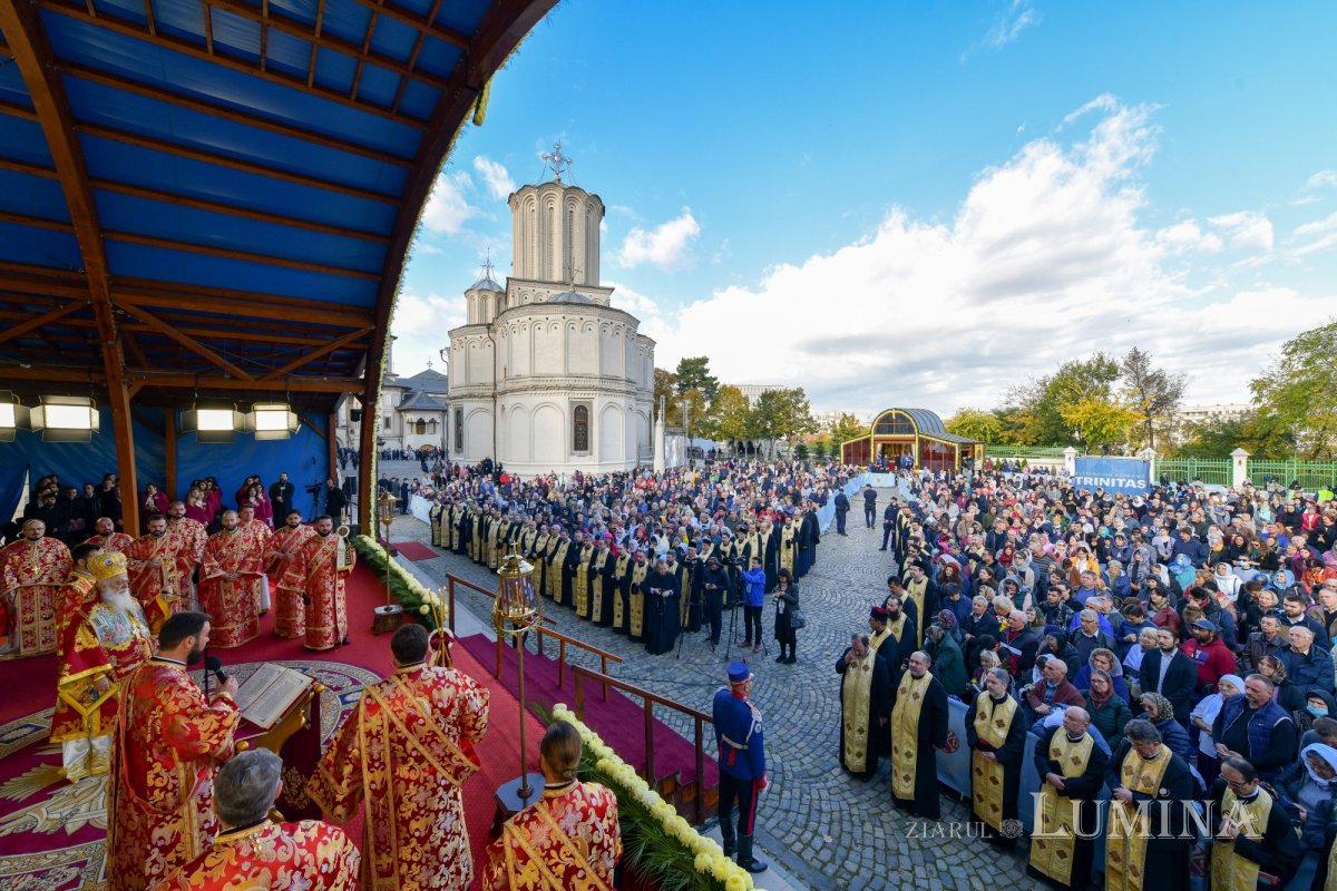 „Minunile și recunoașterea sa se răspândesc până în zilele noastre” 231638
