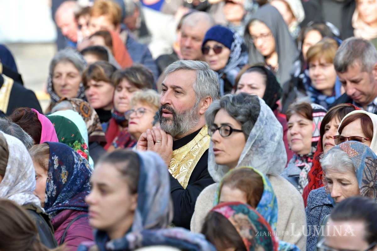 „Minunile și recunoașterea sa se răspândesc până în zilele noastre” 231664