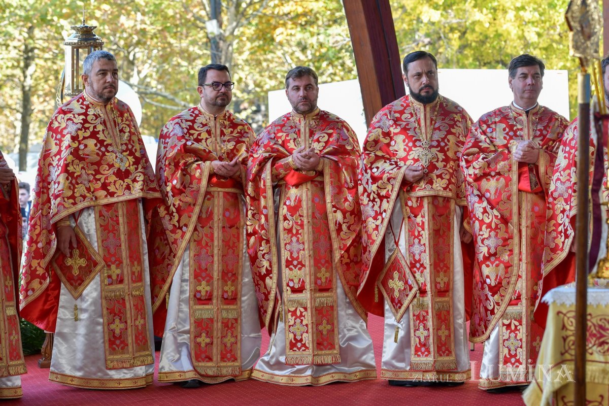 „Minunile și recunoașterea sa se răspândesc până în zilele noastre” 231671