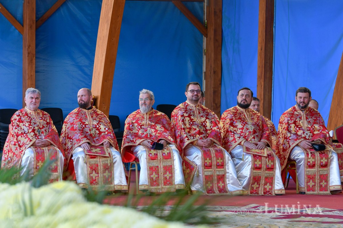 „Minunile și recunoașterea sa se răspândesc până în zilele noastre” 231674