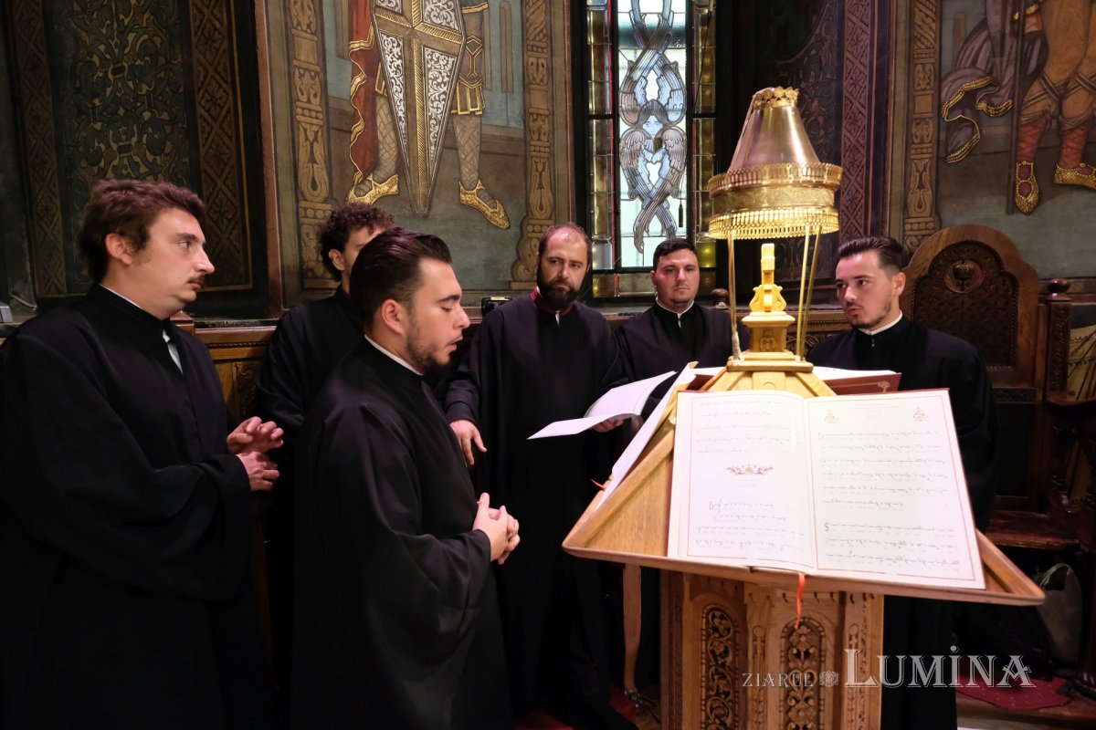 Primul Mitropolit al Țării Românești, cinstit la Catedrala Patriarhală 232016