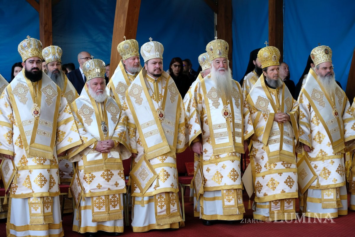 Sărbătoarea Ocrotitorului Bucureștilor pe Colina Patriarhiei 231831