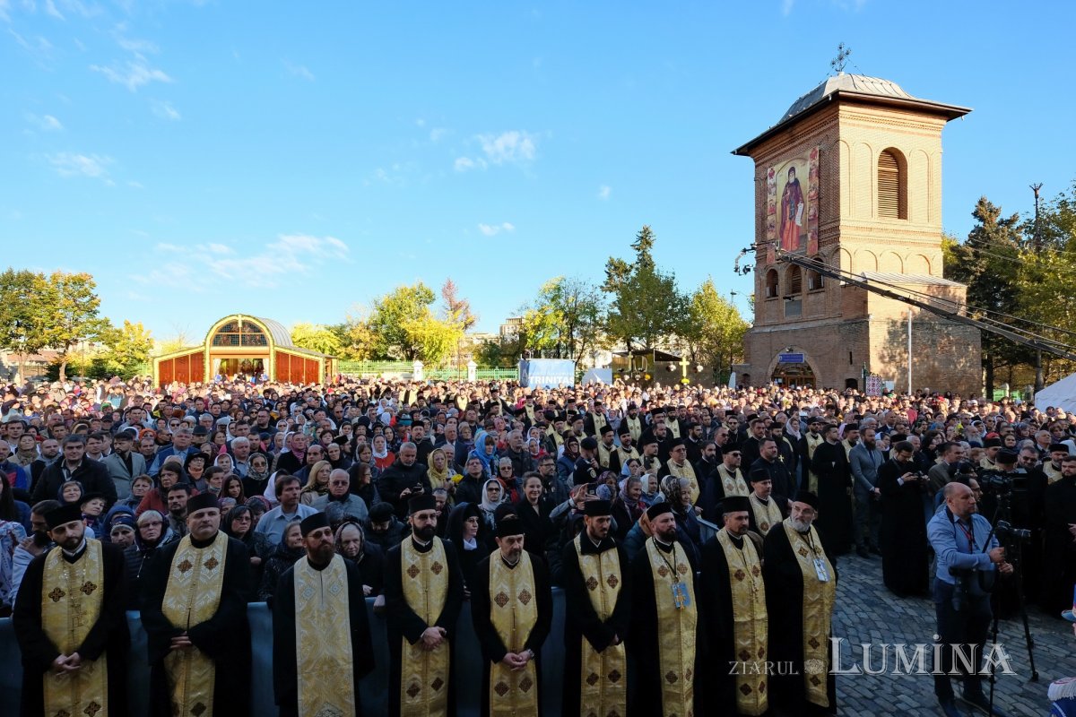 Sărbătoarea Ocrotitorului Bucureștilor pe Colina Patriarhiei 231835