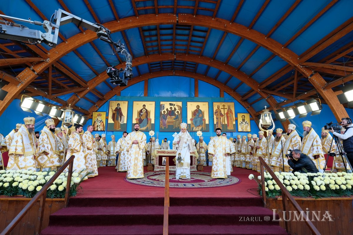 Sărbătoarea Ocrotitorului Bucureștilor pe Colina Patriarhiei 231850