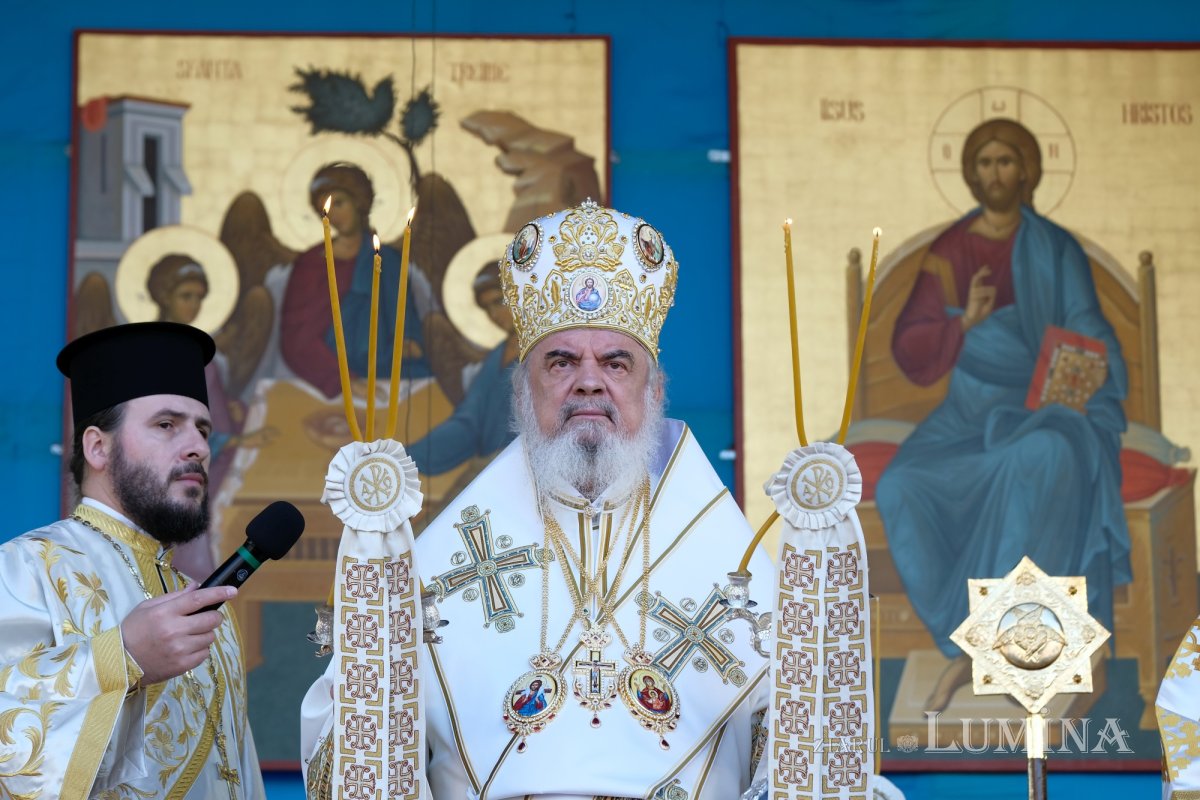 Sărbătoarea Ocrotitorului Bucureștilor pe Colina Patriarhiei 231855