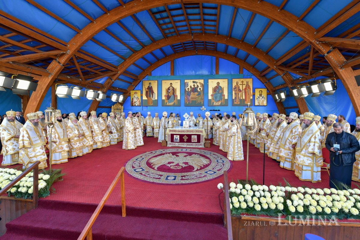 Sărbătoarea Ocrotitorului Bucureștilor pe Colina Patriarhiei 231881