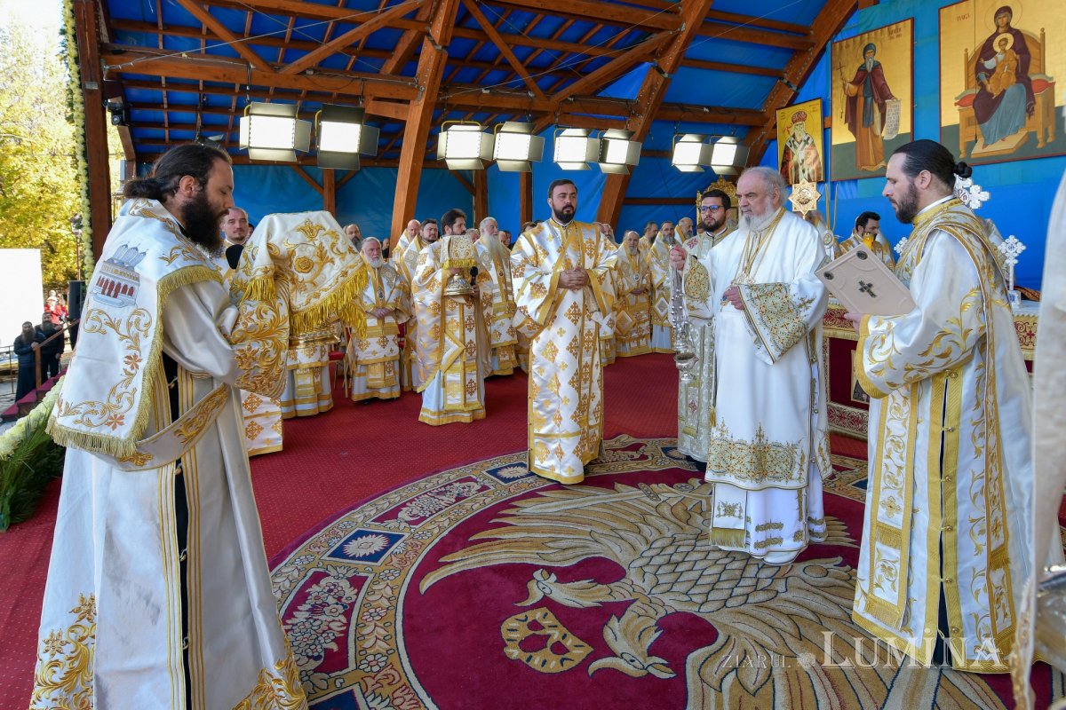 Sărbătoarea Ocrotitorului Bucureștilor pe Colina Patriarhiei 231907